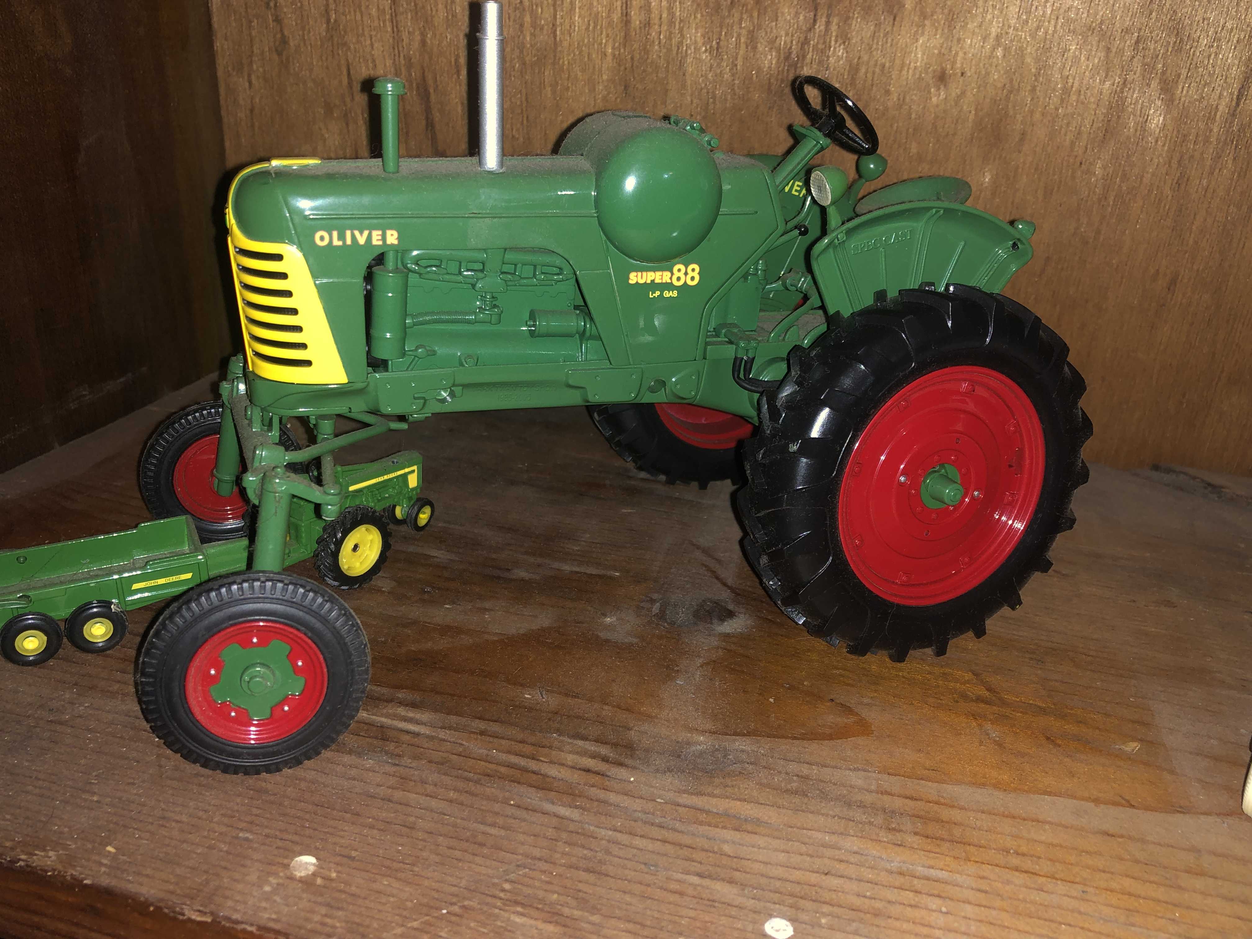 Public Auction For The Larry "ike" Maxwell and the Redmon Estates