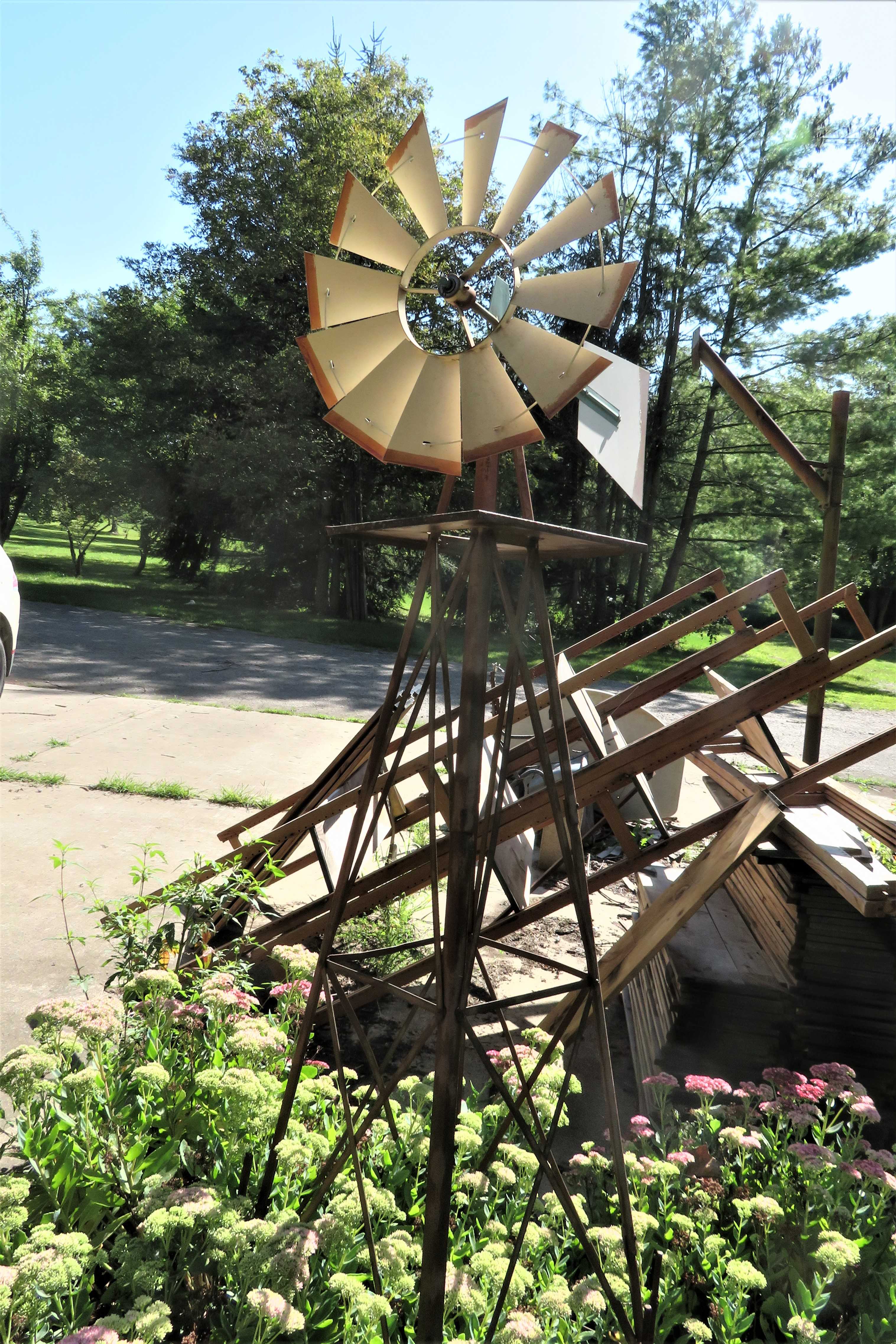 ExMark Lawnmower, Cast Iron Toys, Teepee Poles, Antiques, Primitives, Grandfathe