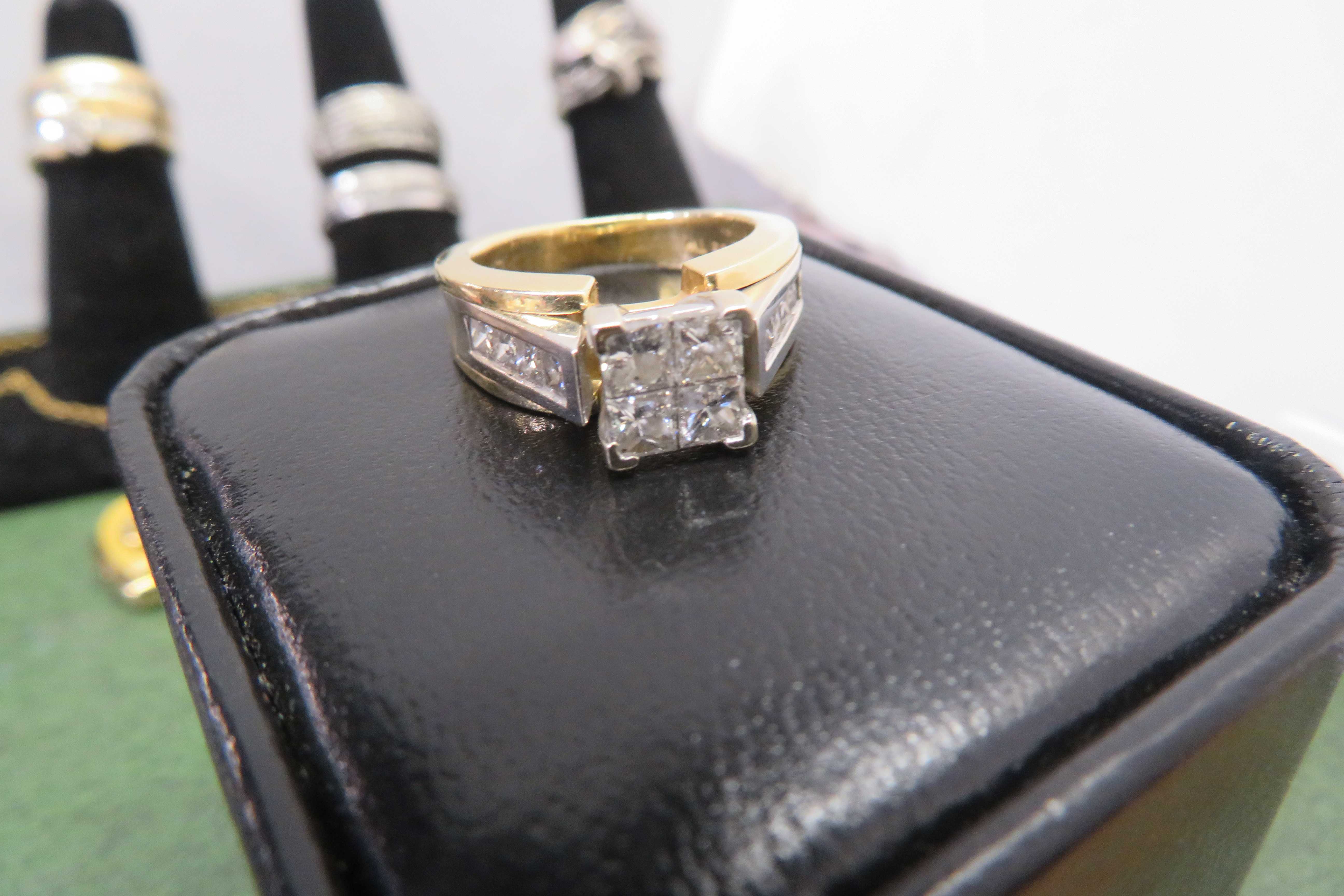Silver Coins,  Gold & Silver  Jewelry, Beautiful Ladies Gold & Diamond Ring +