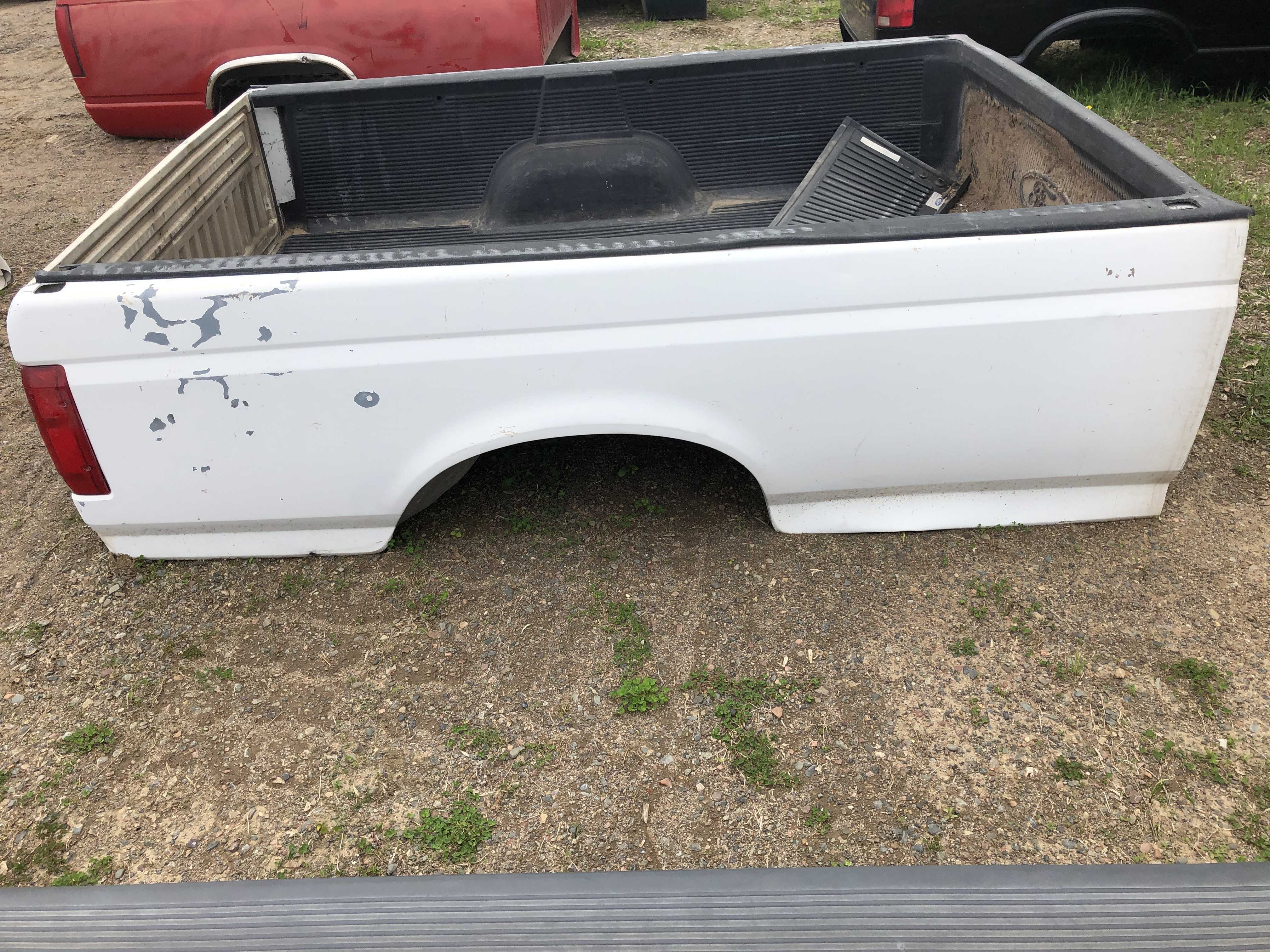 Ford F150/250 Pickup Box Heavy Equipment, Truck & Trailer Auction