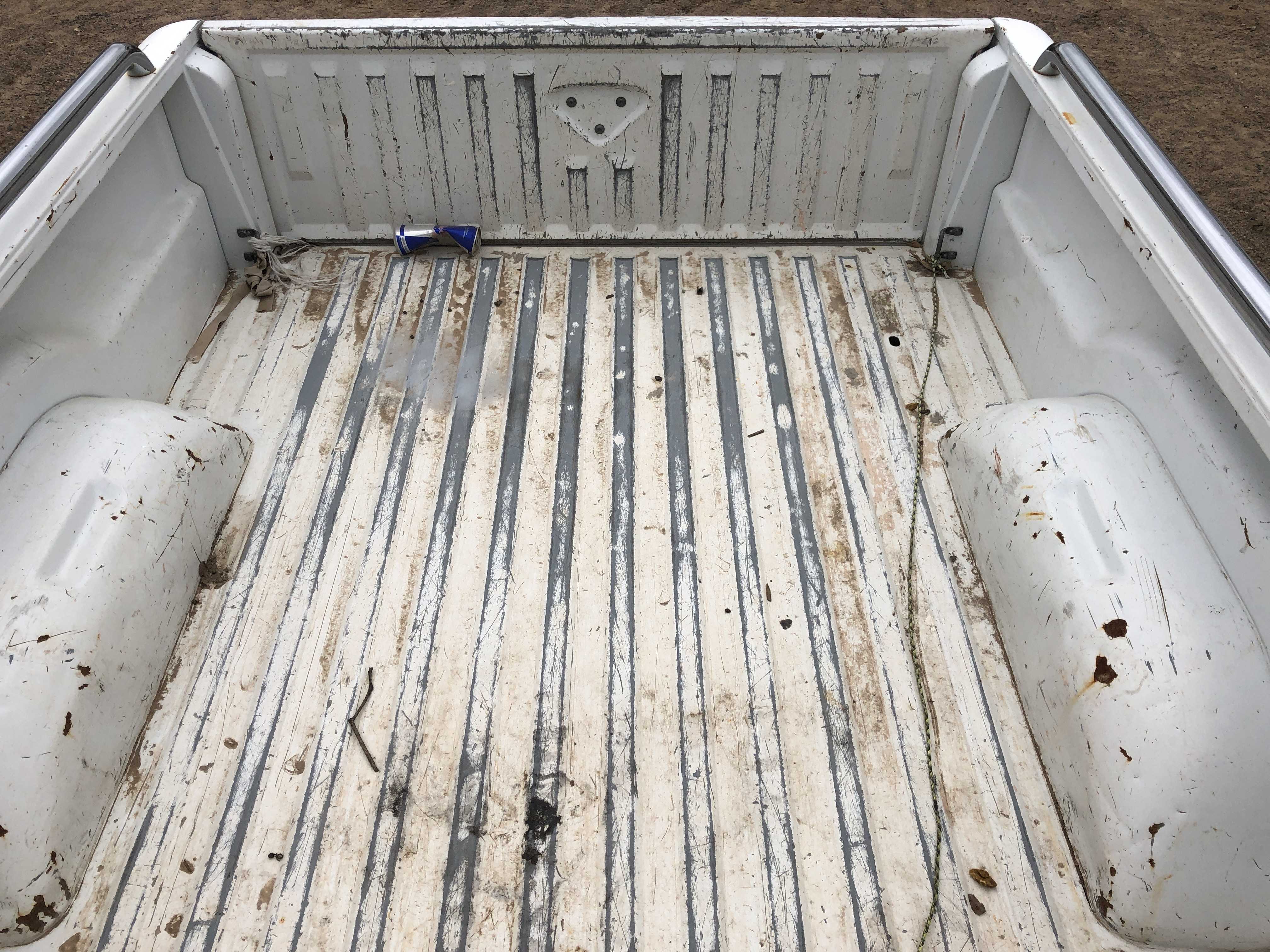 Dodge Dakota Pickup Box Heavy Equipment, Truck & Trailer Auction