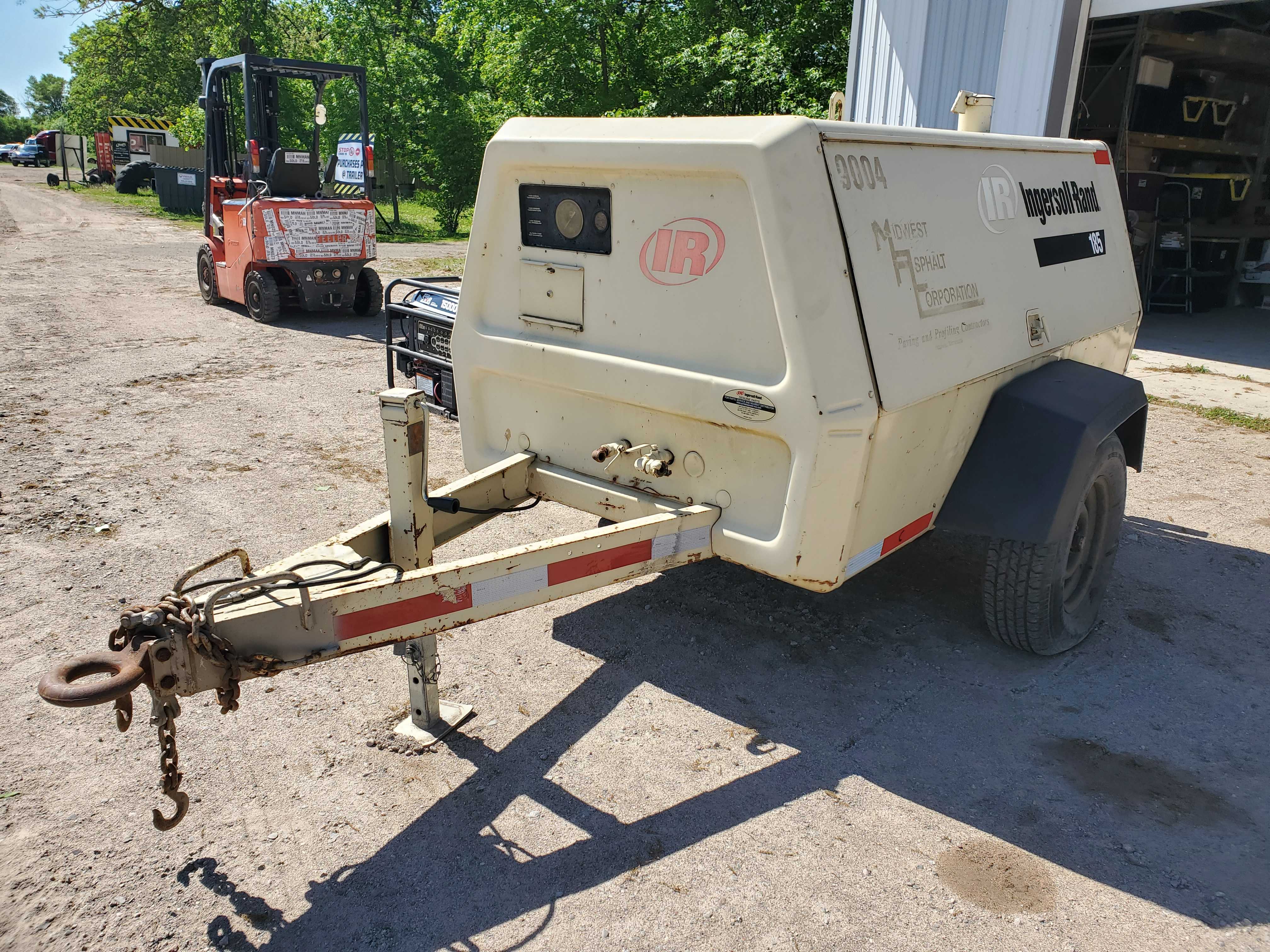 Ingersol Rand P185WJD Compressor Heavy Equipment, Truck & Trailer Auction