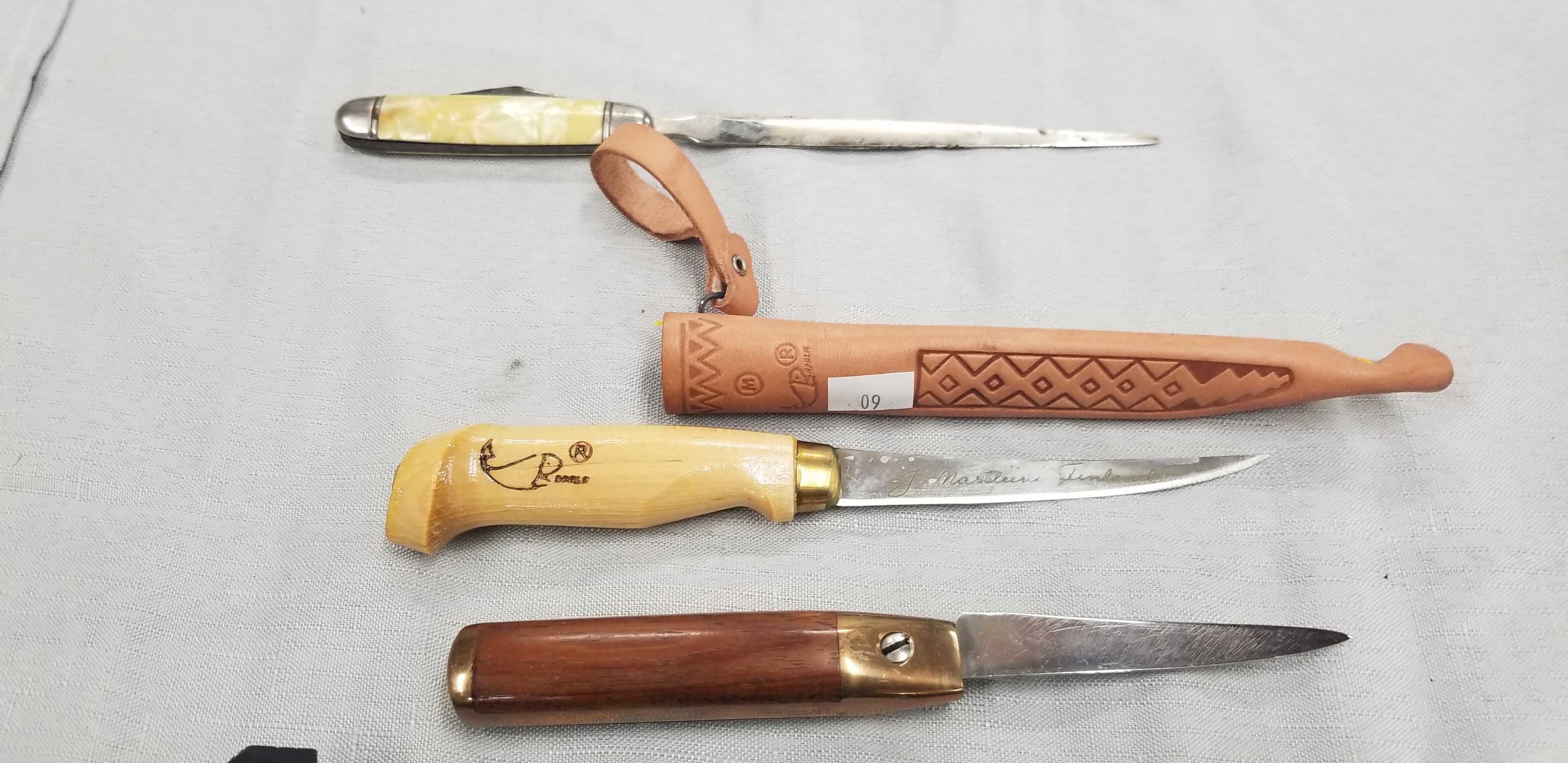Knives & Sharpening Stones Online Only Auction Antiques