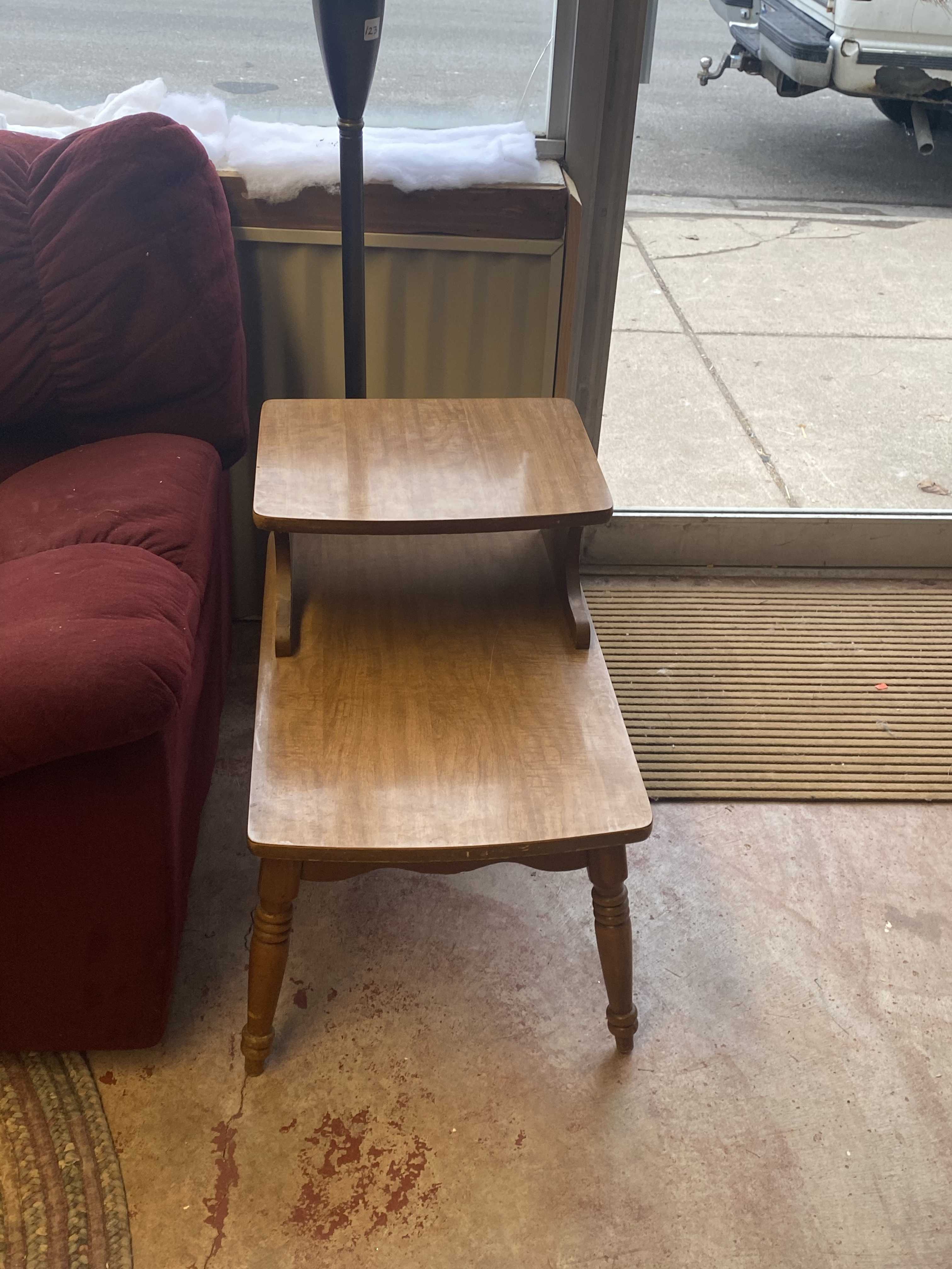 weekly consignment auction