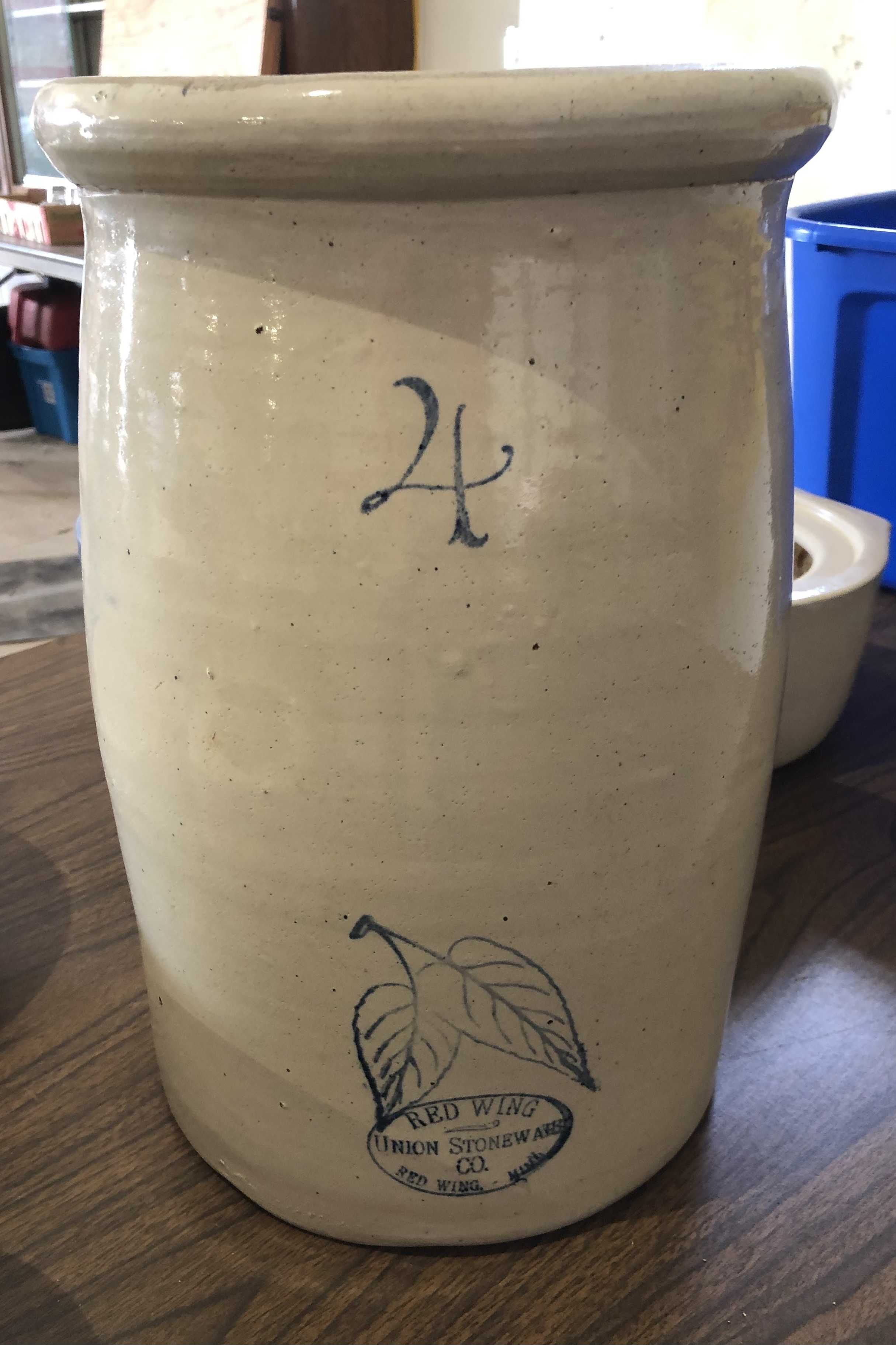 Coins, Stoneware, Antiques & Collectibles