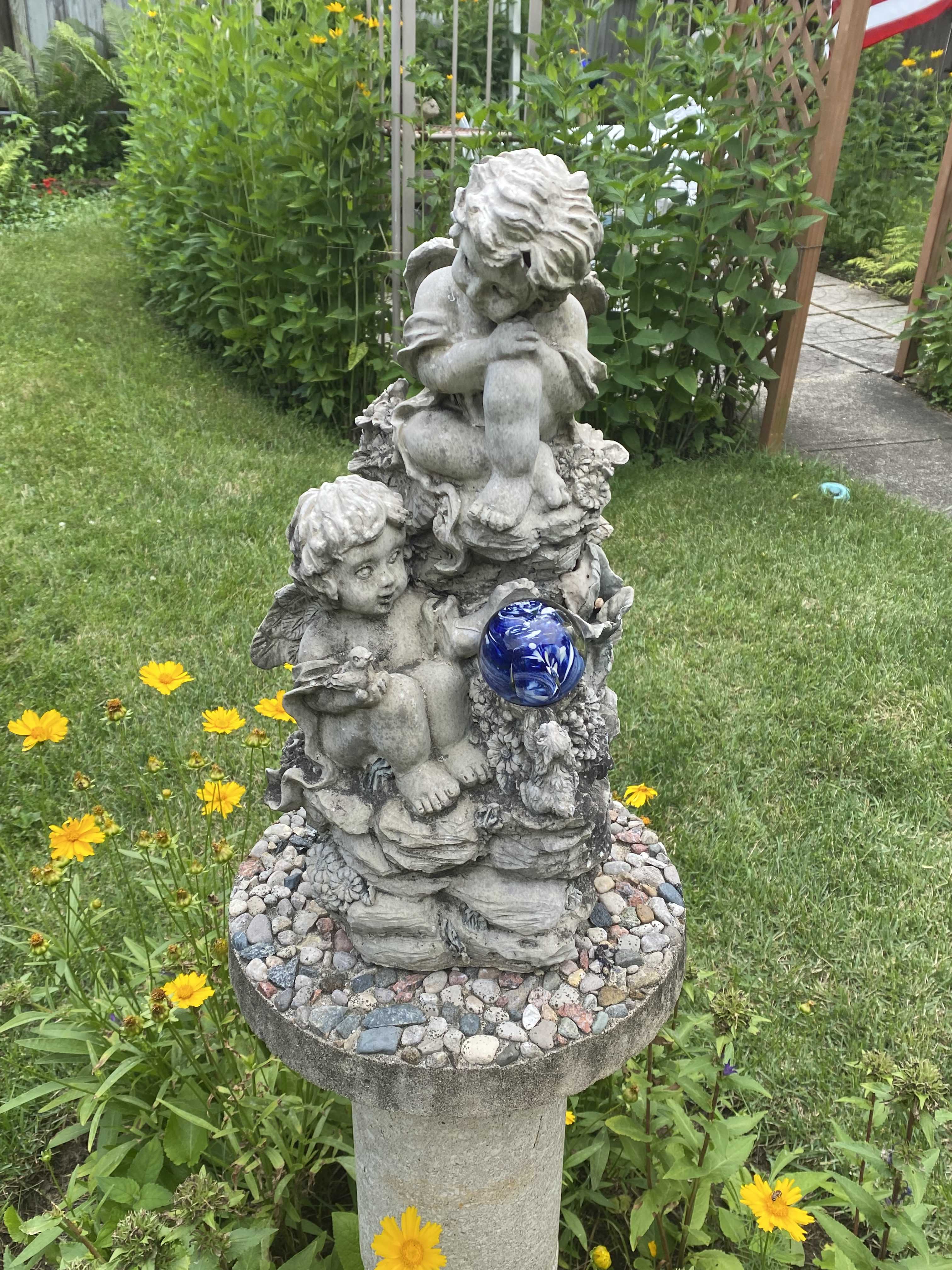 Living Estate On-Site Auction 