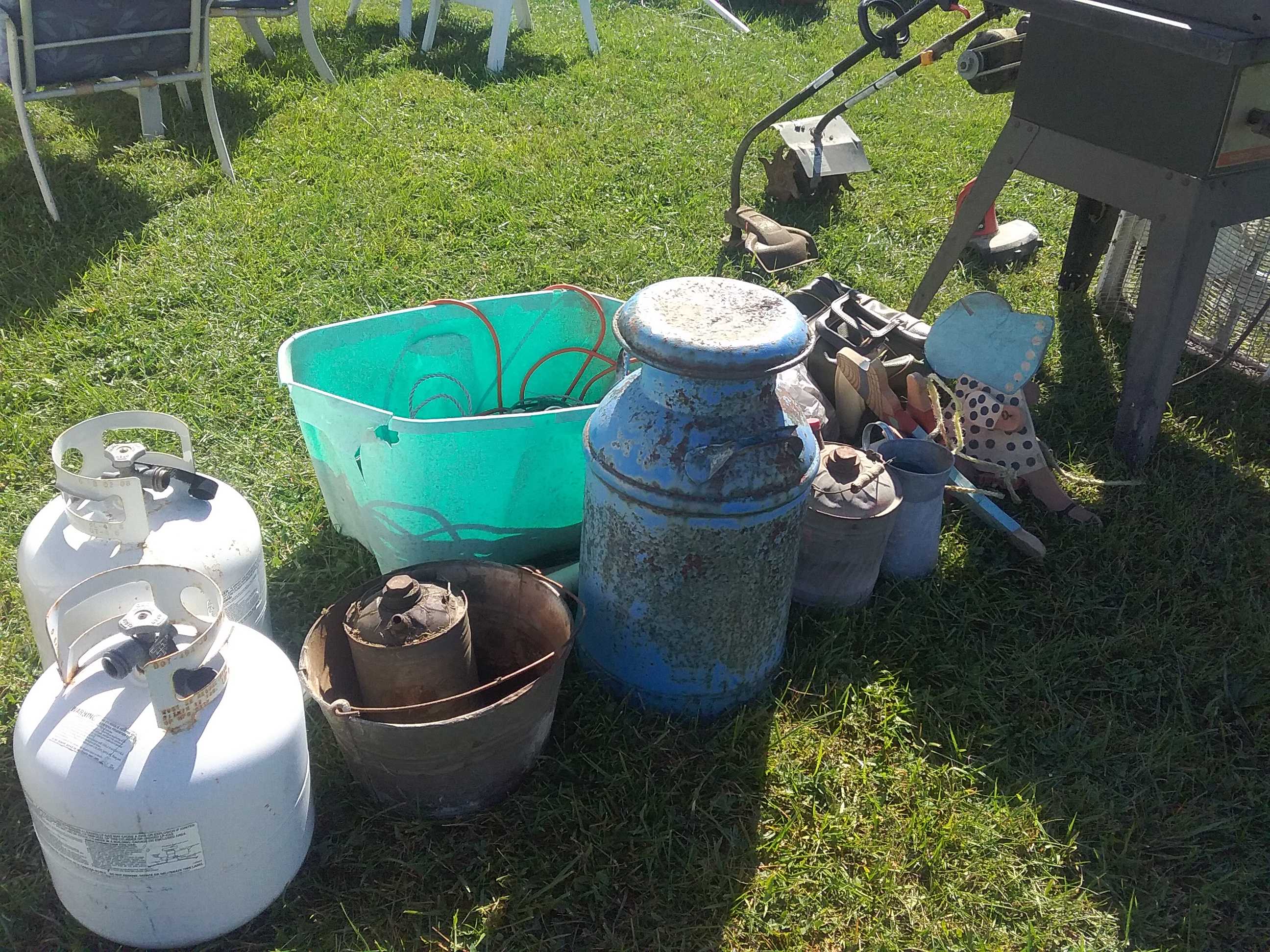 Amishville Tractor and Engine Show Consignment Auc