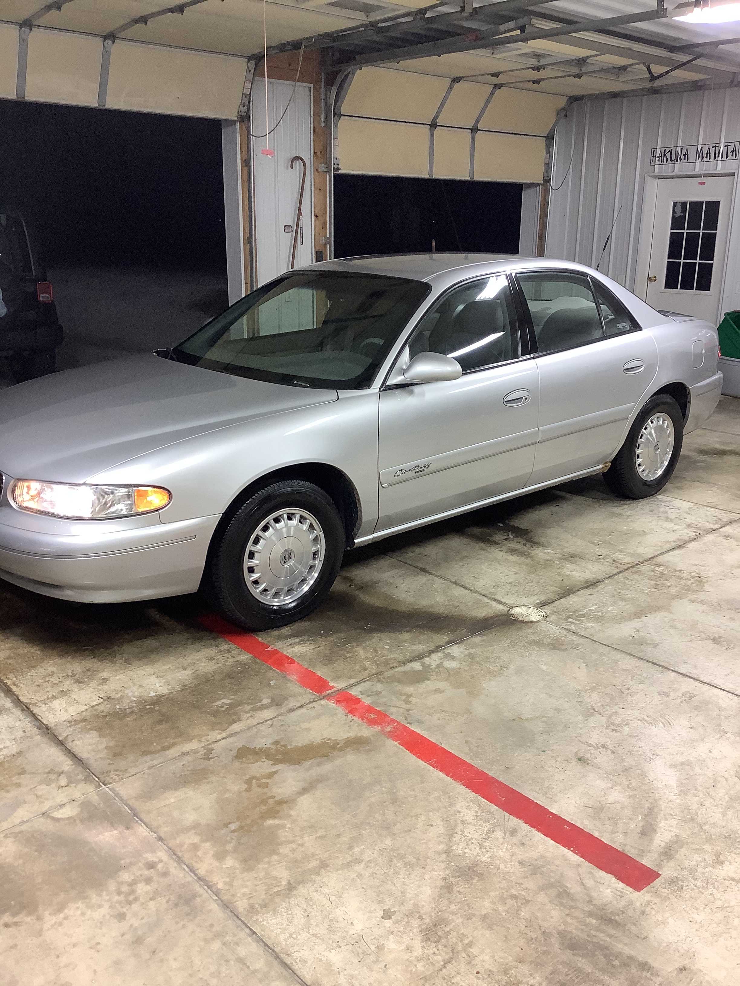 01 Buick, Mobility Chair, Appliances, Household, Quilts, Jewelry & Misc