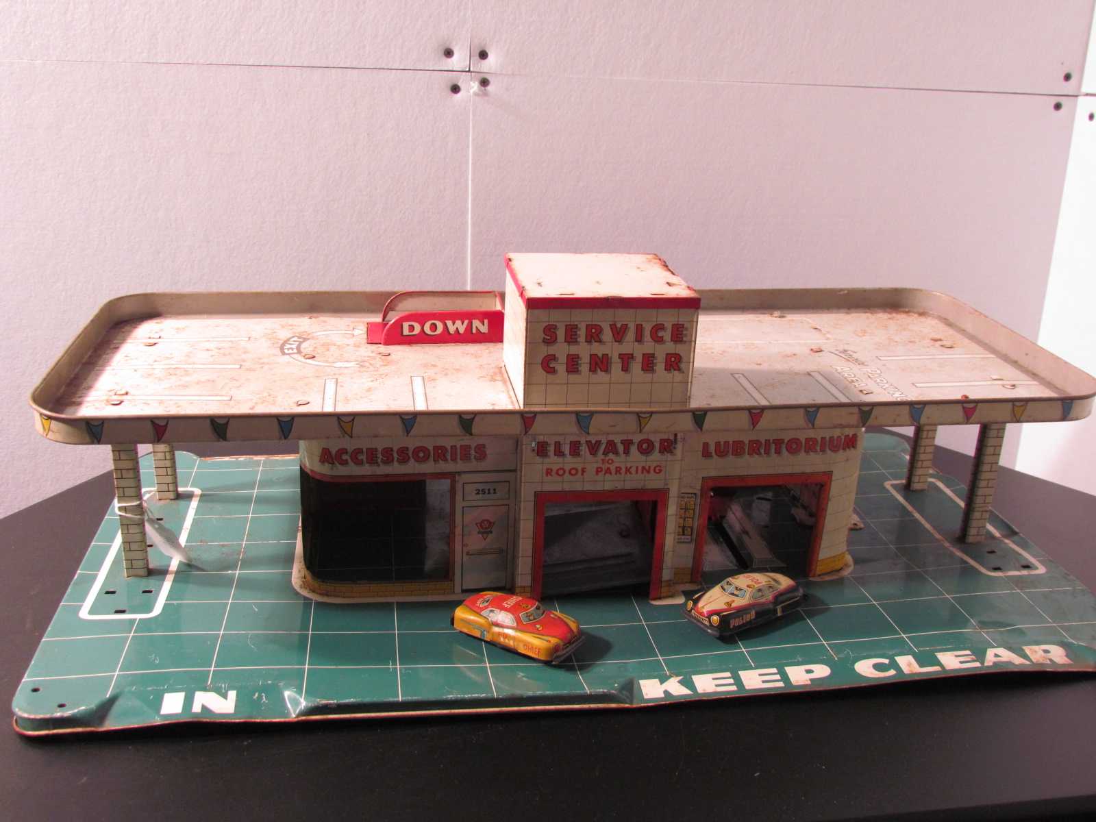 Antique Toy and more Auction