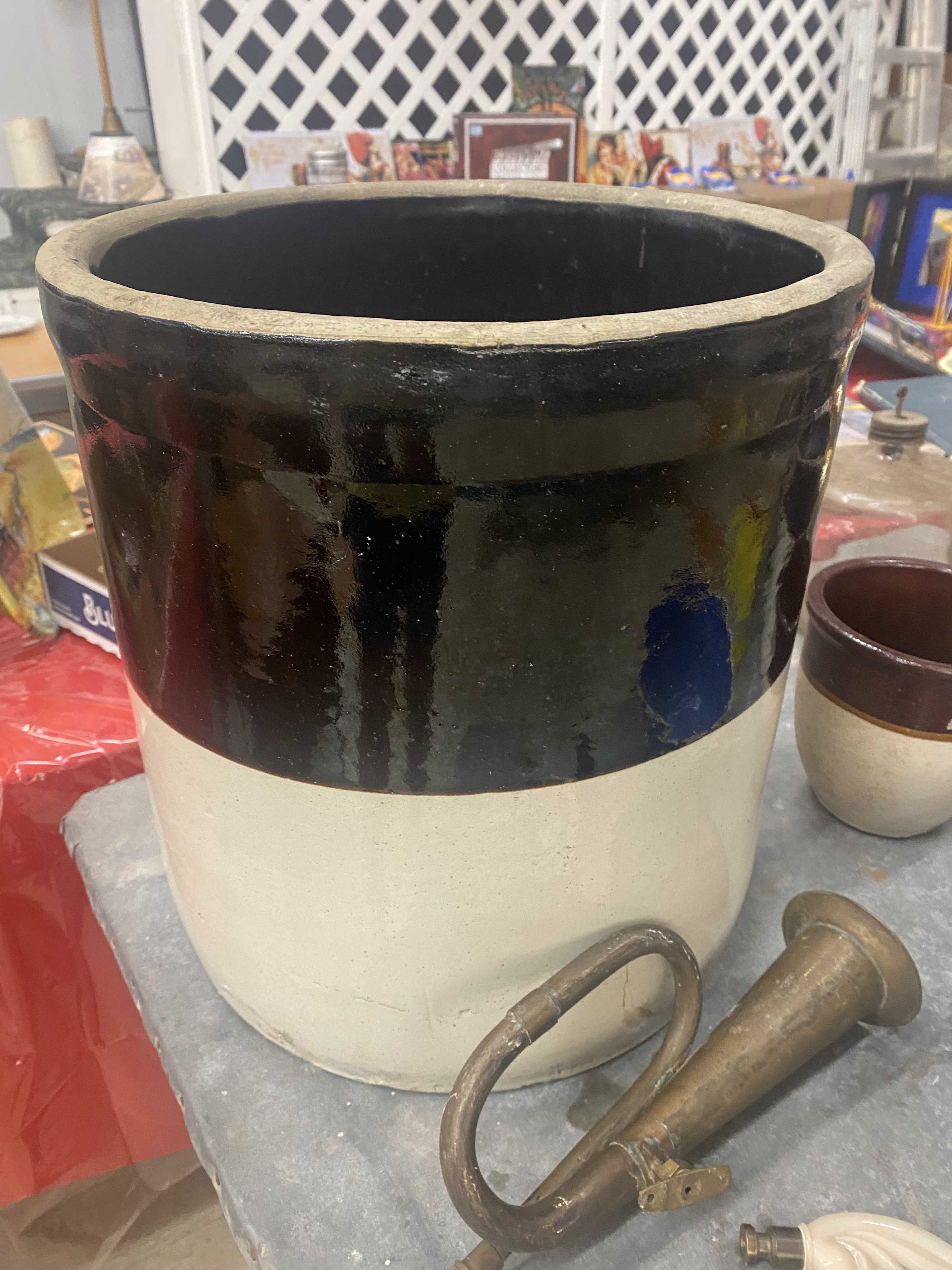 FRIDAY NIGHT AUCTION