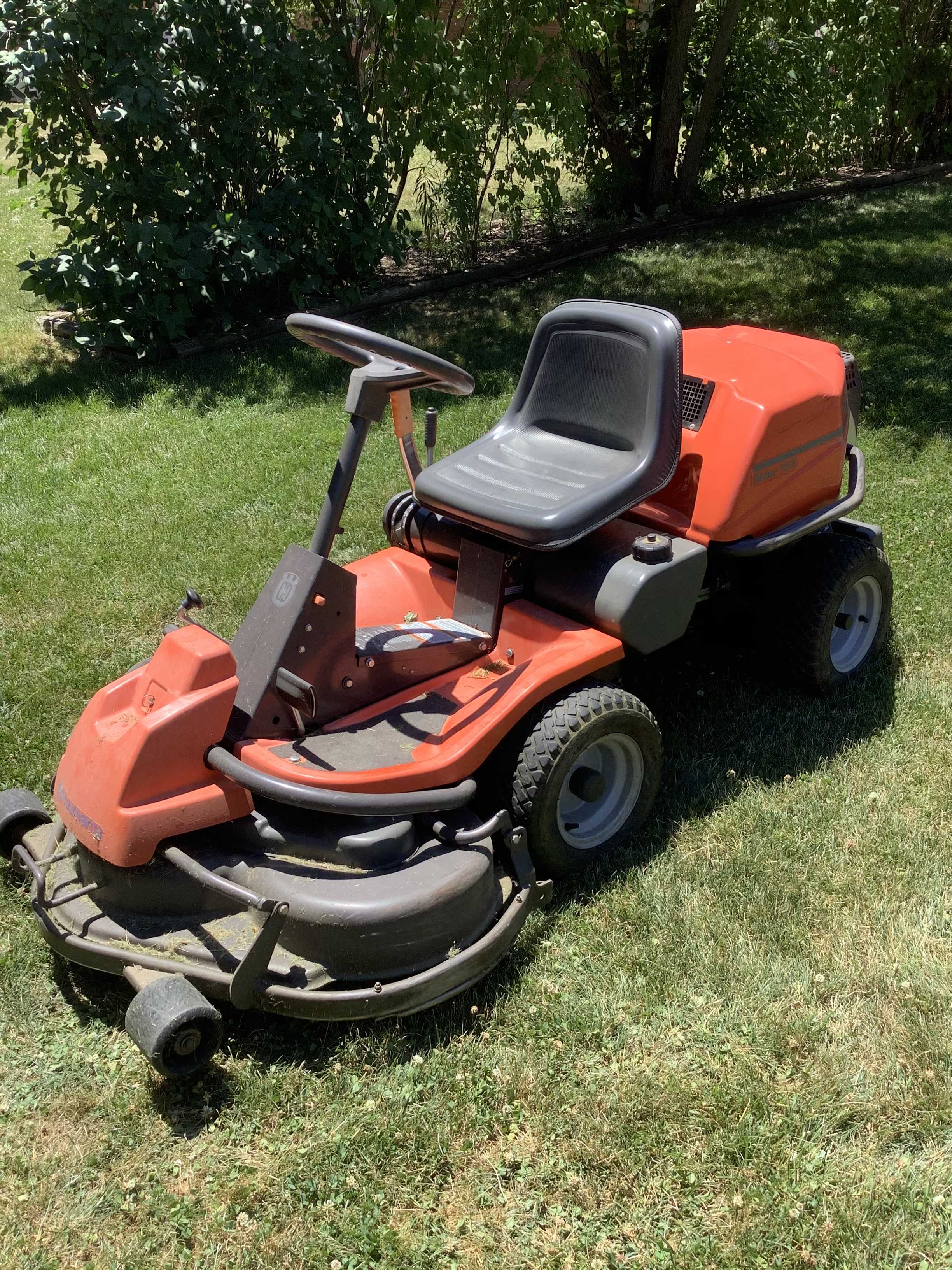 RIDING MOWER, TOOLS, FISHING GEAR & FURNITURE