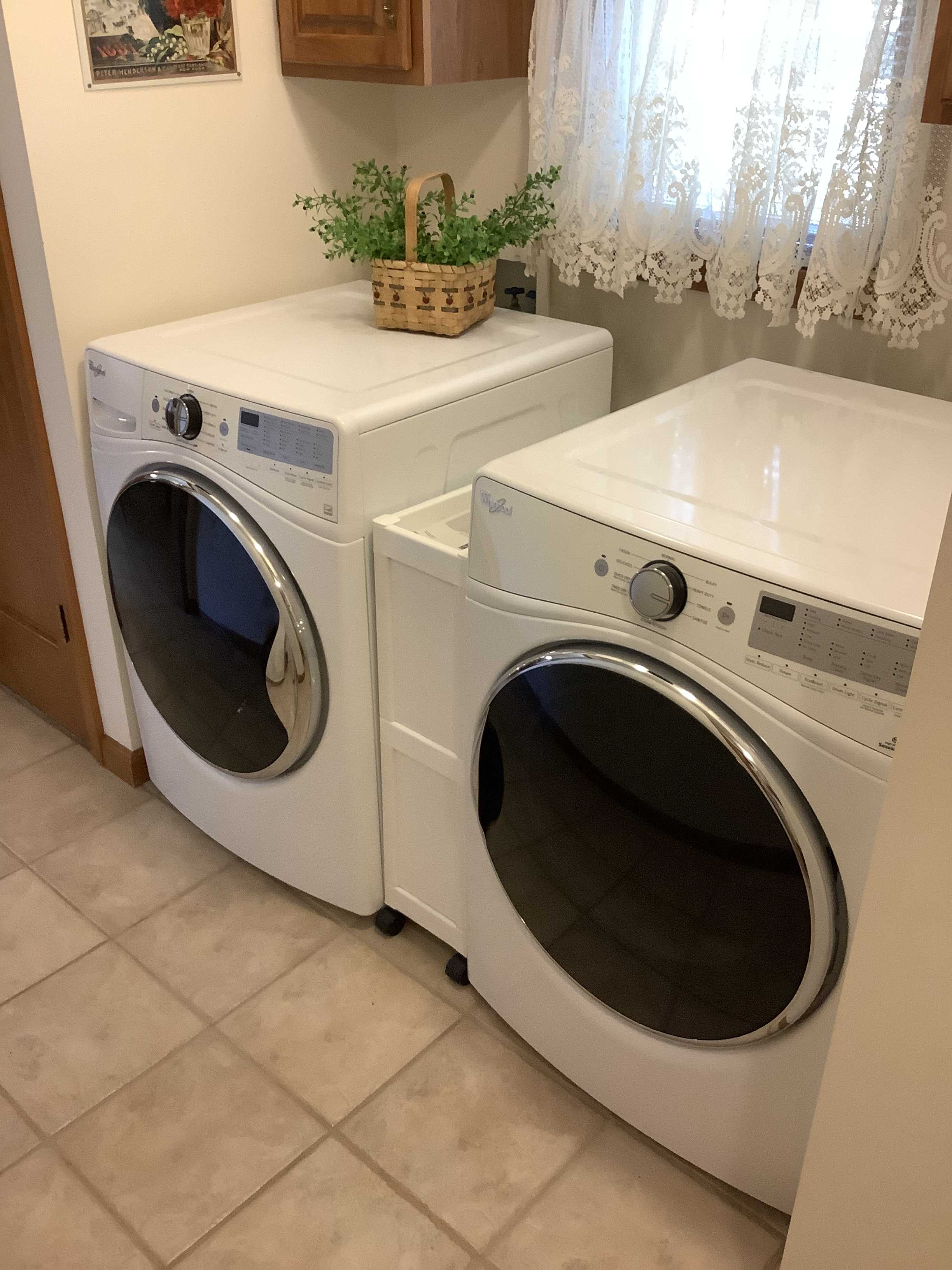 GUNS, NICE FURNITURE, TOOLS, HOUSEHOLD & MISC