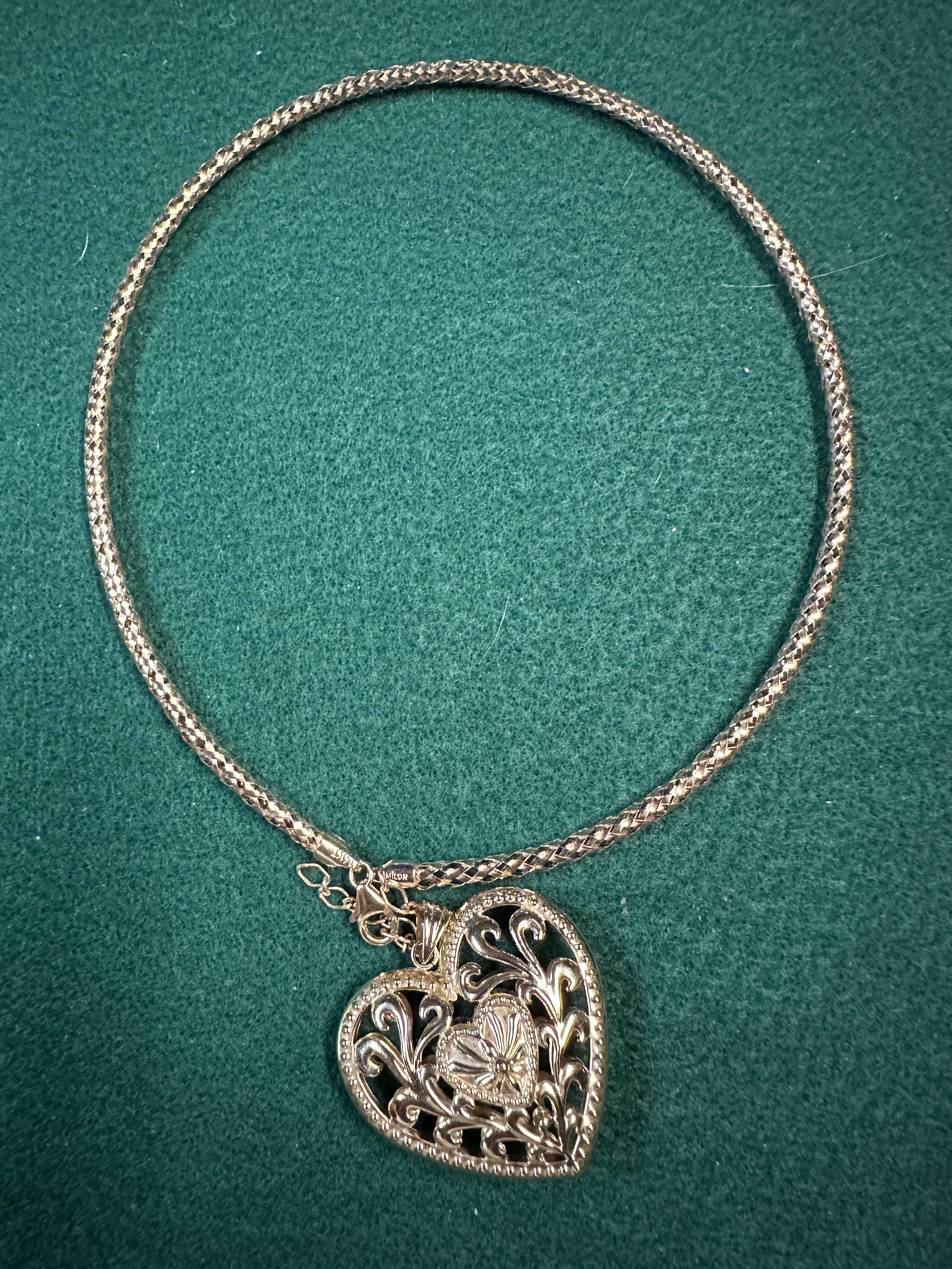 NEW YEARS DAY C0LLECTORS AUCTION