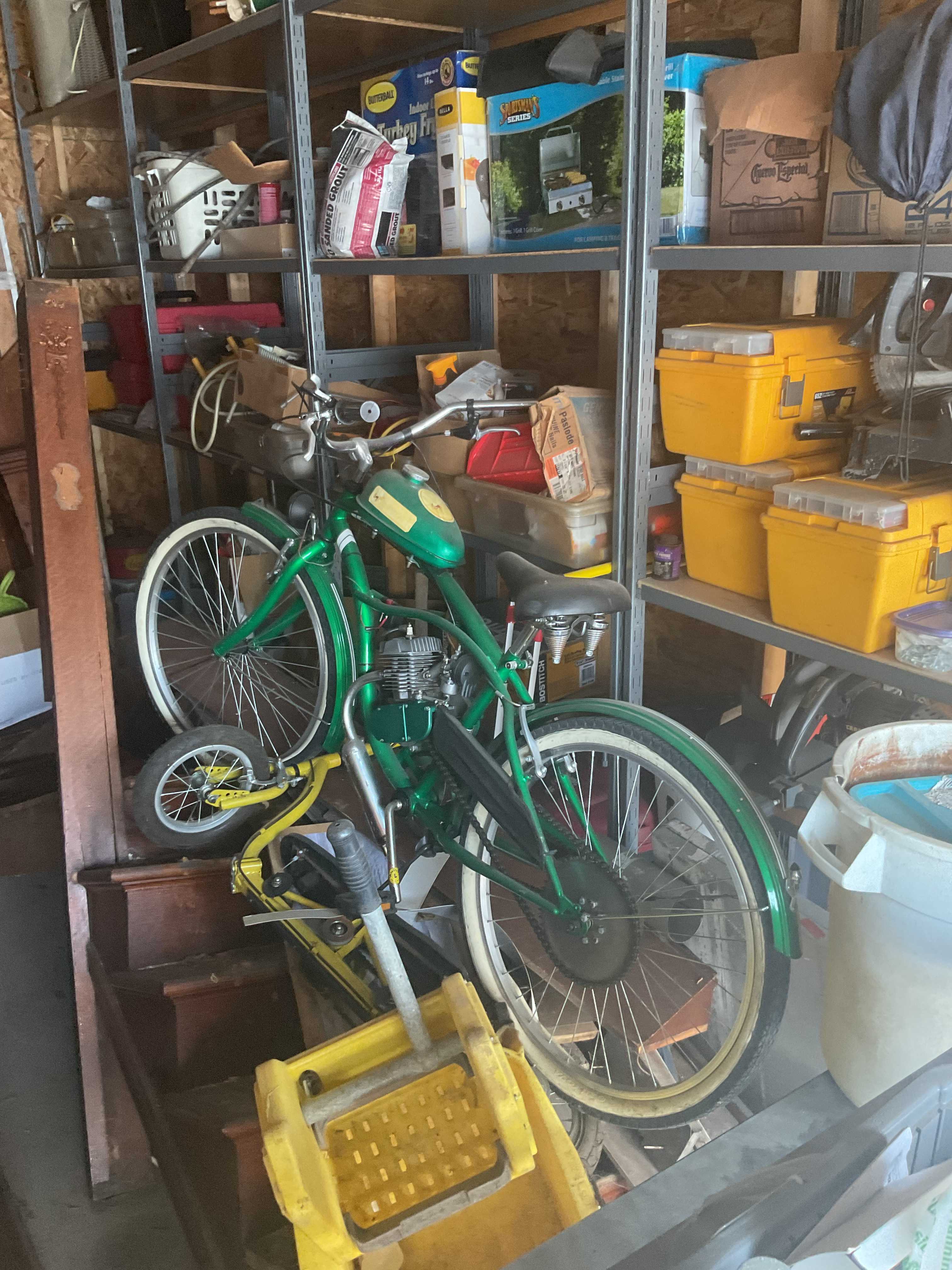 12+/- DELINQUENT STORAGE UNITS AUCTION