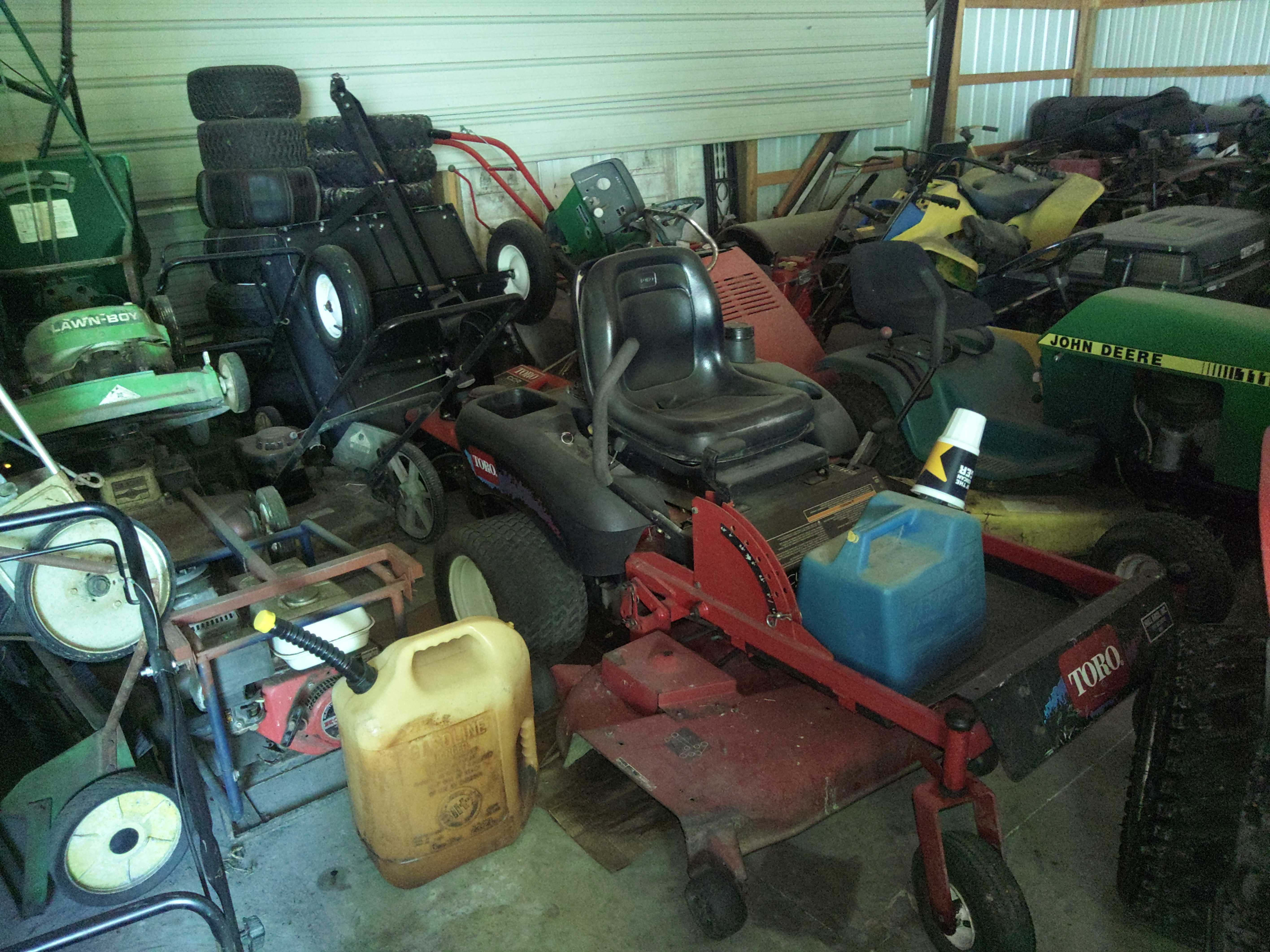 Auction teaser for BRET MASTERS ESTATE