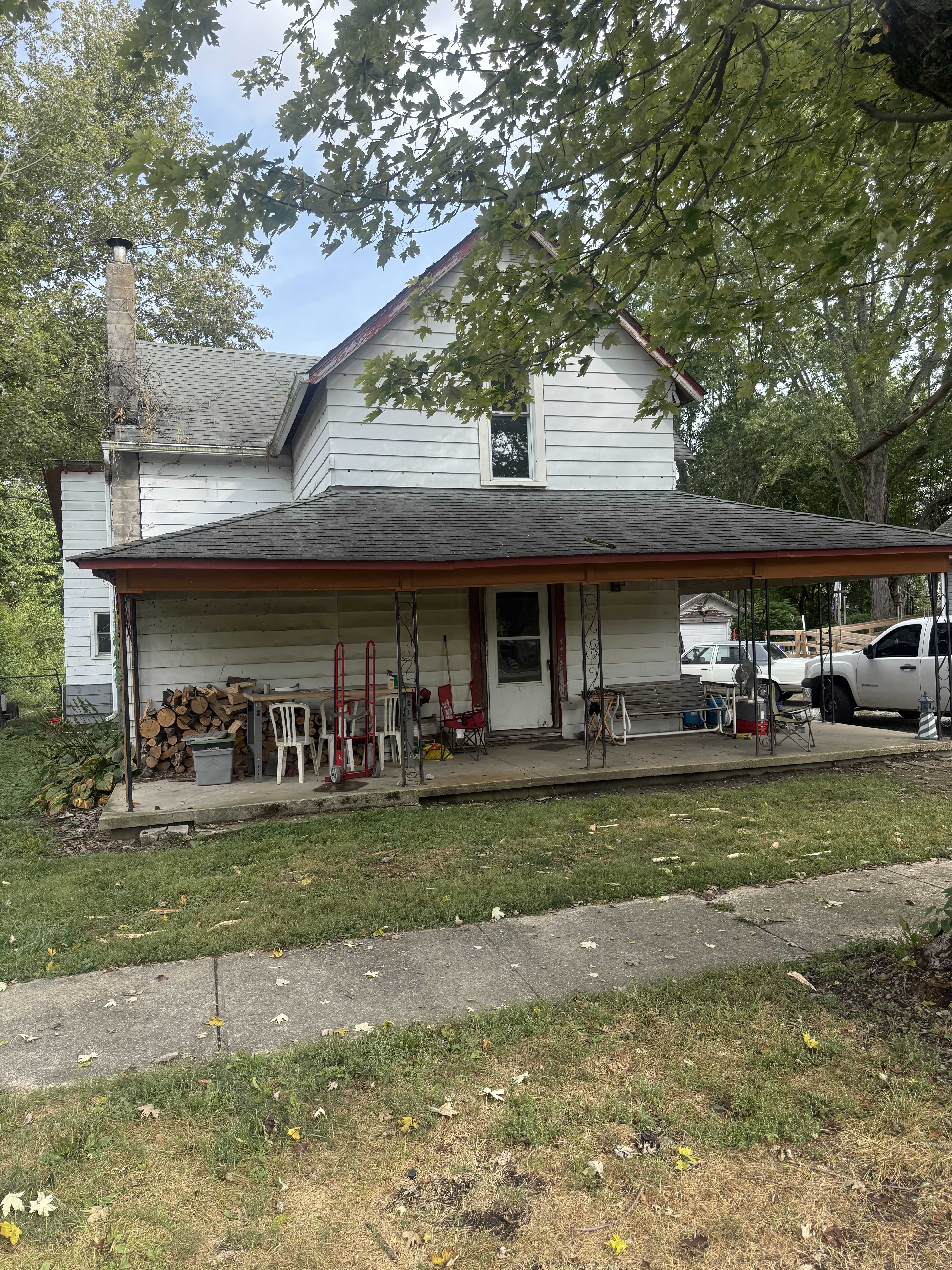 Auction teaser for Real Estate and Contents Auction 