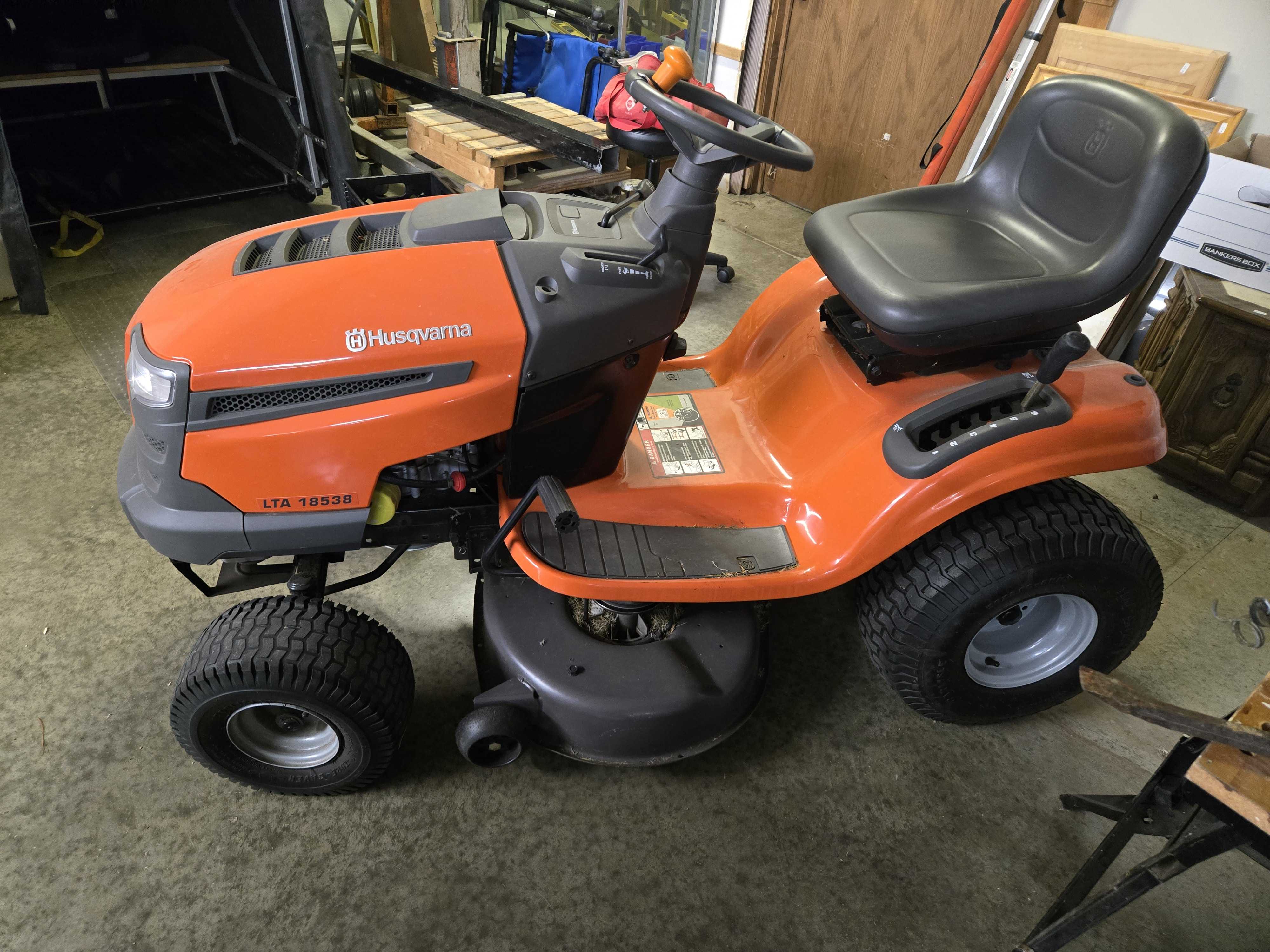 Auction teaser for SUNDAY TREASURES