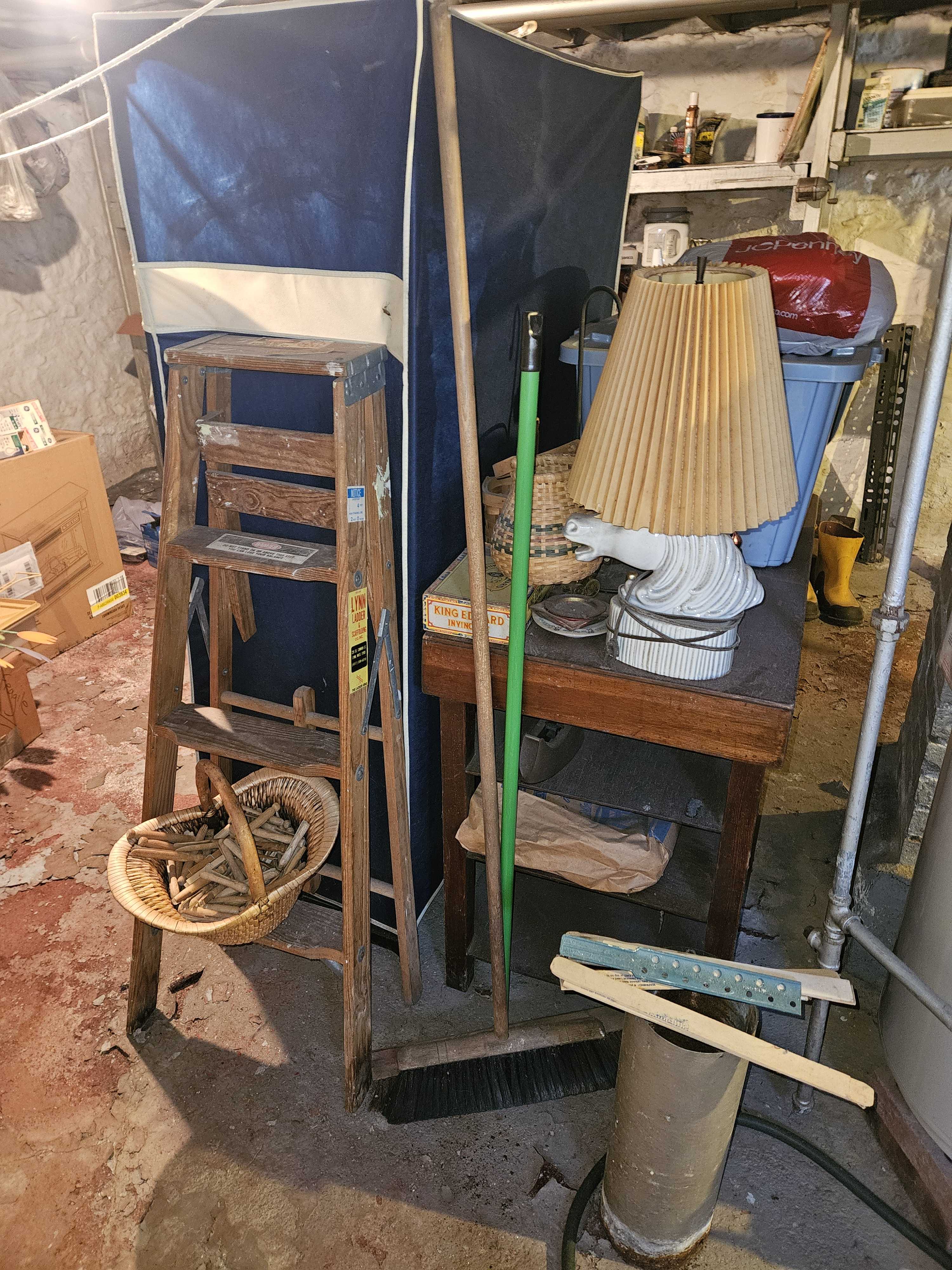 Auction teaser for ANTIQUES, COLLECTIBLES, TOYS, FURNITURE, HOUSEHOLD, JEWELRY and MUCH MORE