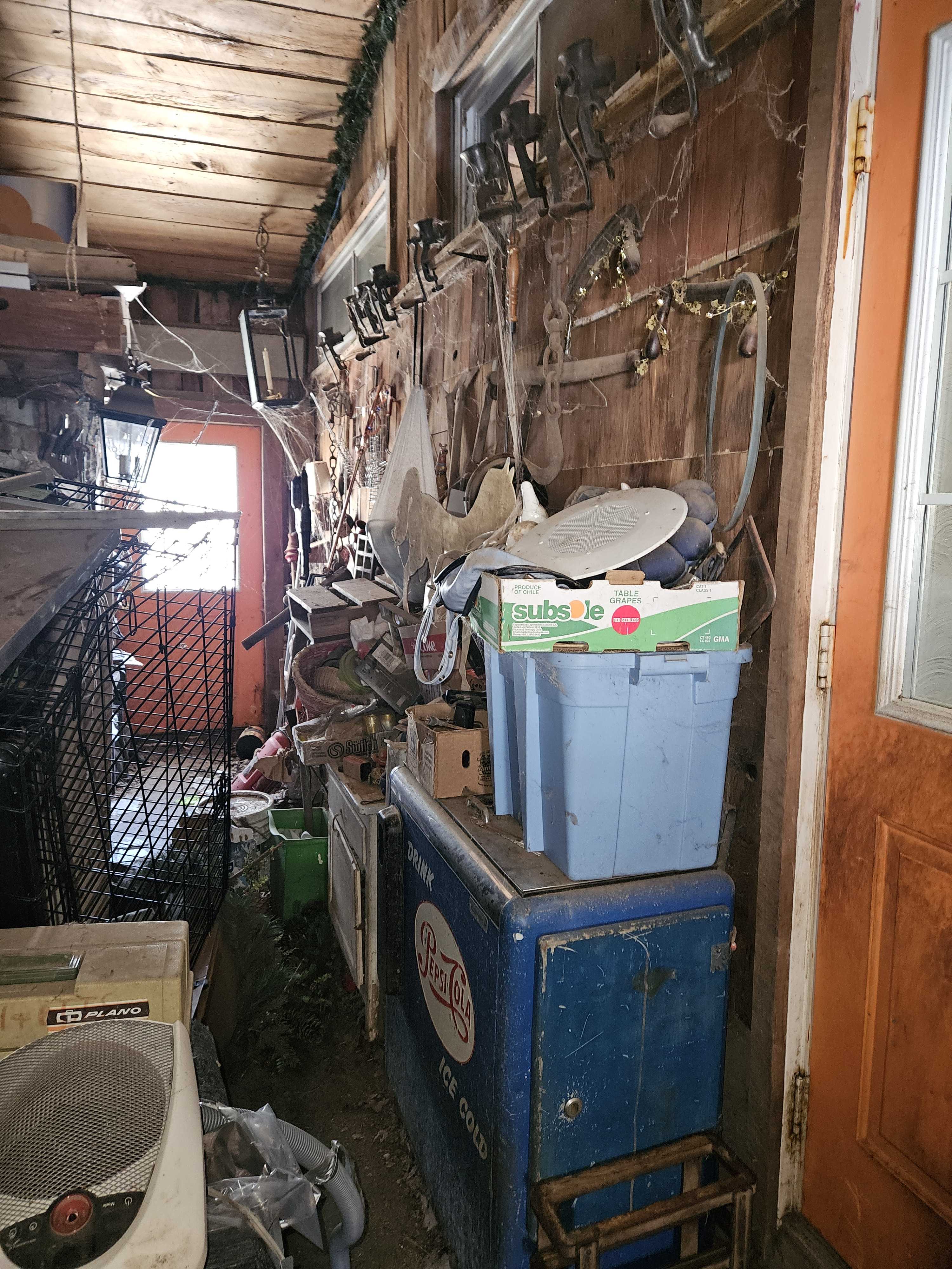 Auction teaser for ANTIQUES, COLLECTIBLES, TOYS/GAMES, FURNITURE