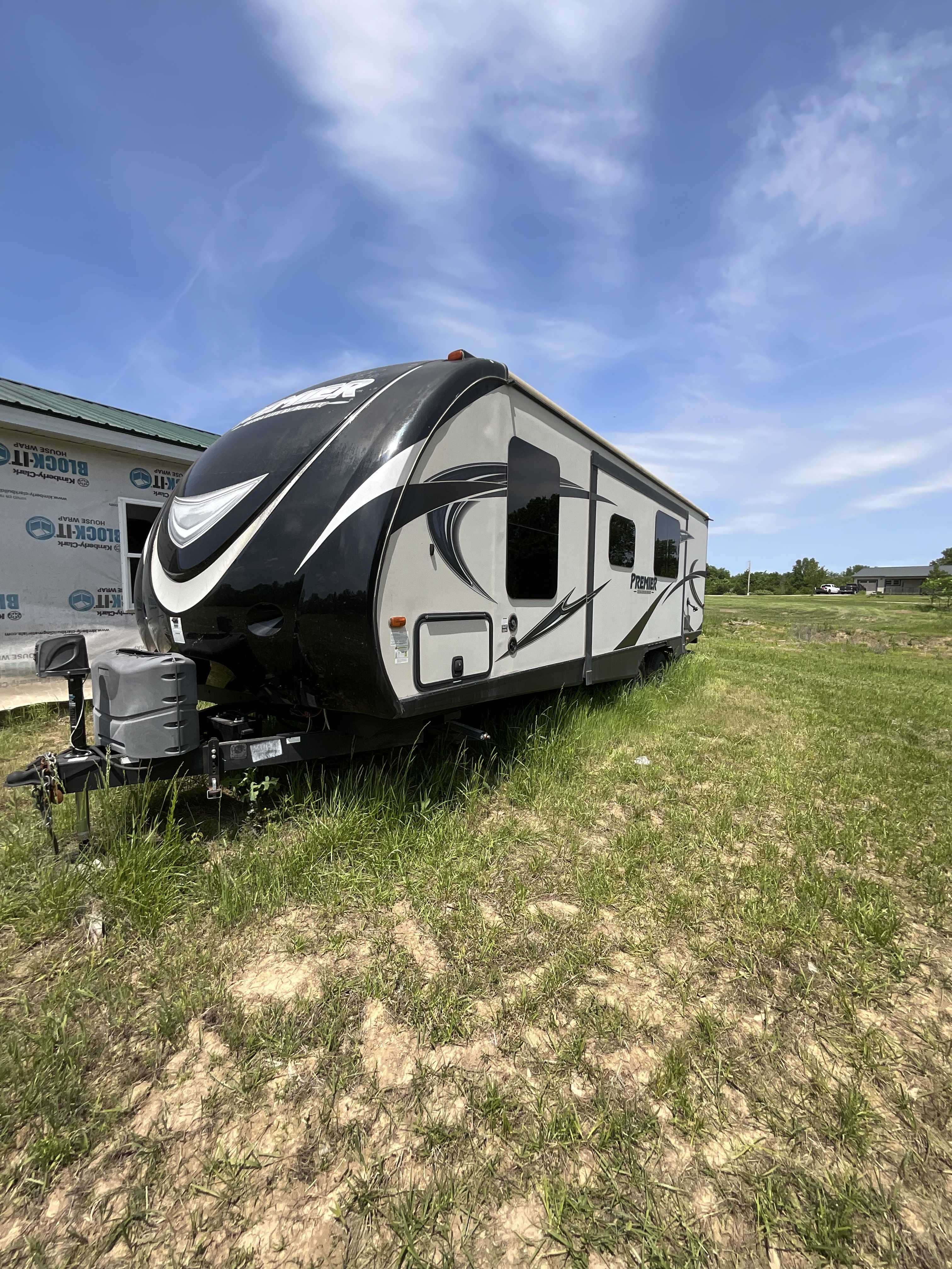 Auction teaser for LONE JACK REAL ESTATE & PERSONAL PROPERTY