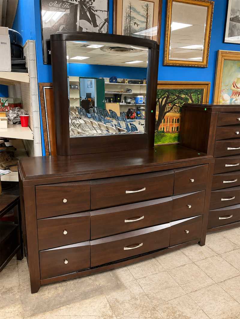 Featured auction image