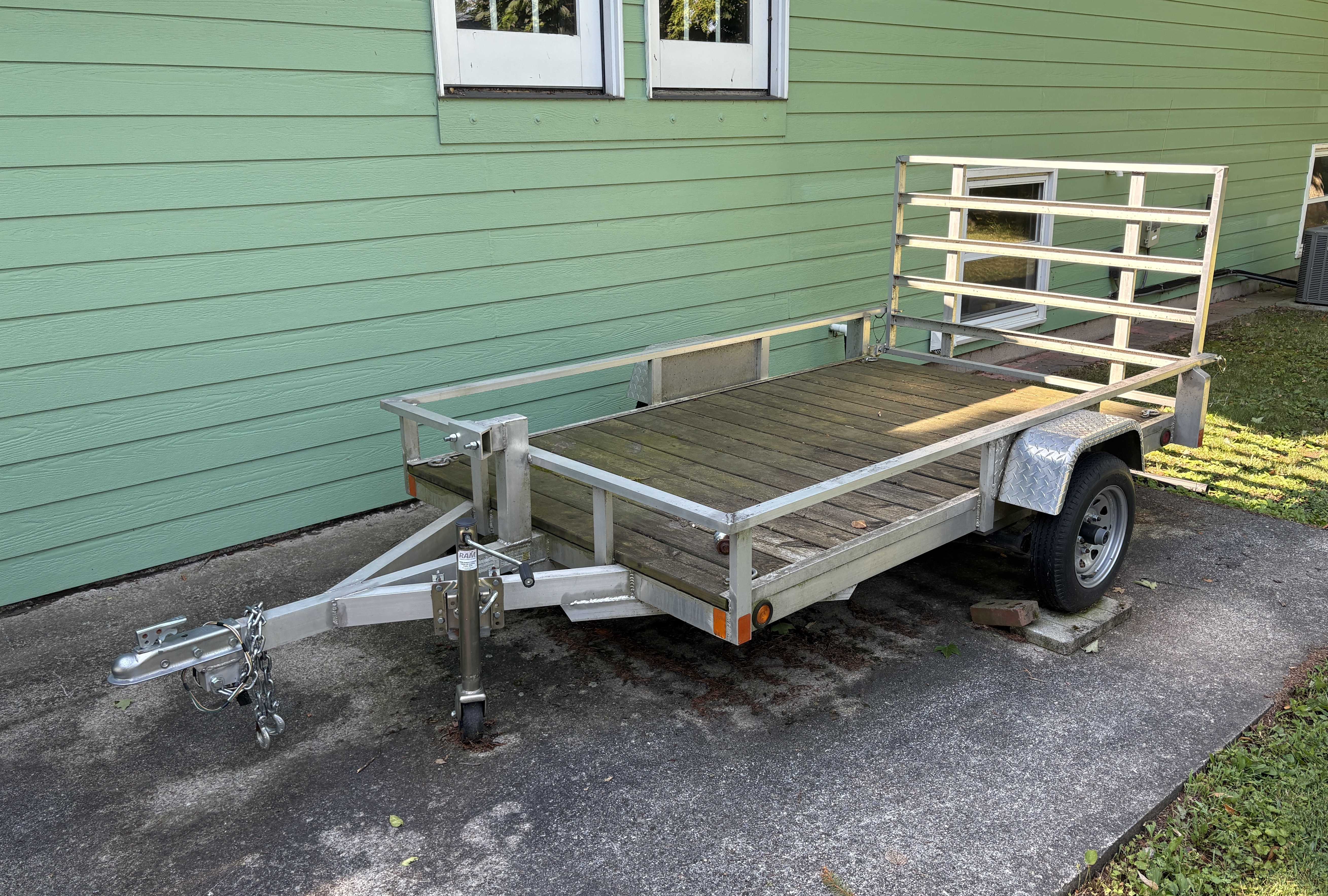 Auction teaser for Pickett Estate