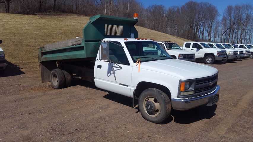 '97 Chevy 3500 Contractors Box | Heavy Equipment, Truck, Trailer Auction